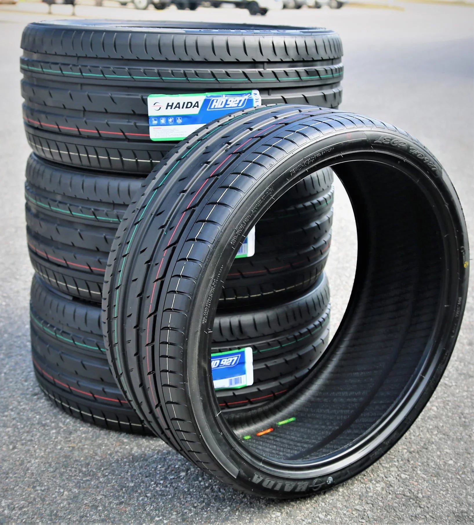 Set of 4 (FOUR) Haida HD927 265/40R21 ZR 105W XL High Performance Tires Fits: 2020-23 Ford Edge ST-Line, 2019 Ford Edge ST