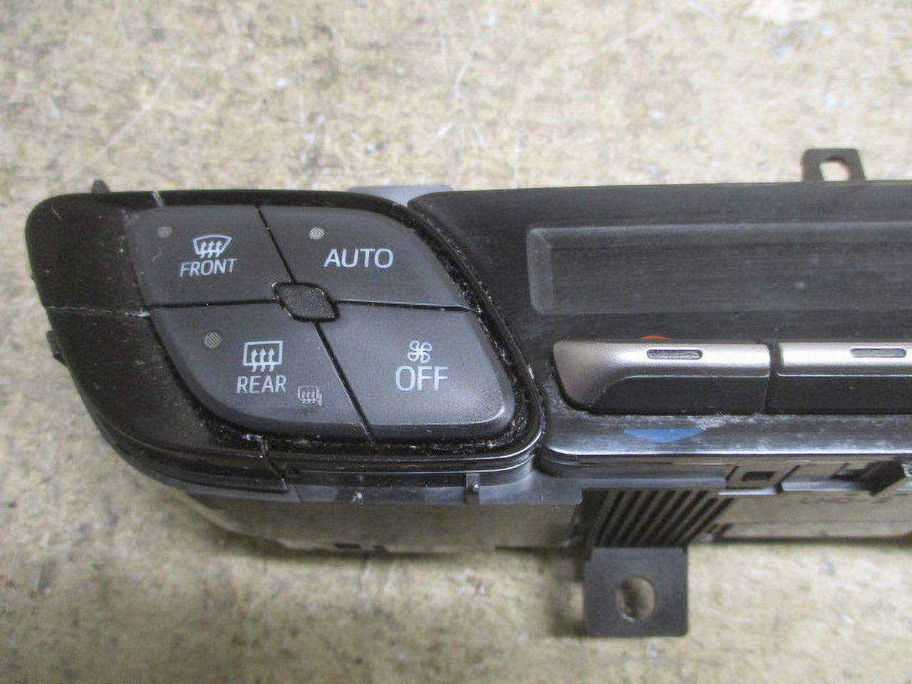 Pre-Owned Toyota C-HR Automatic Climate AC Heater Temperature Control OEM LKQ (Good)