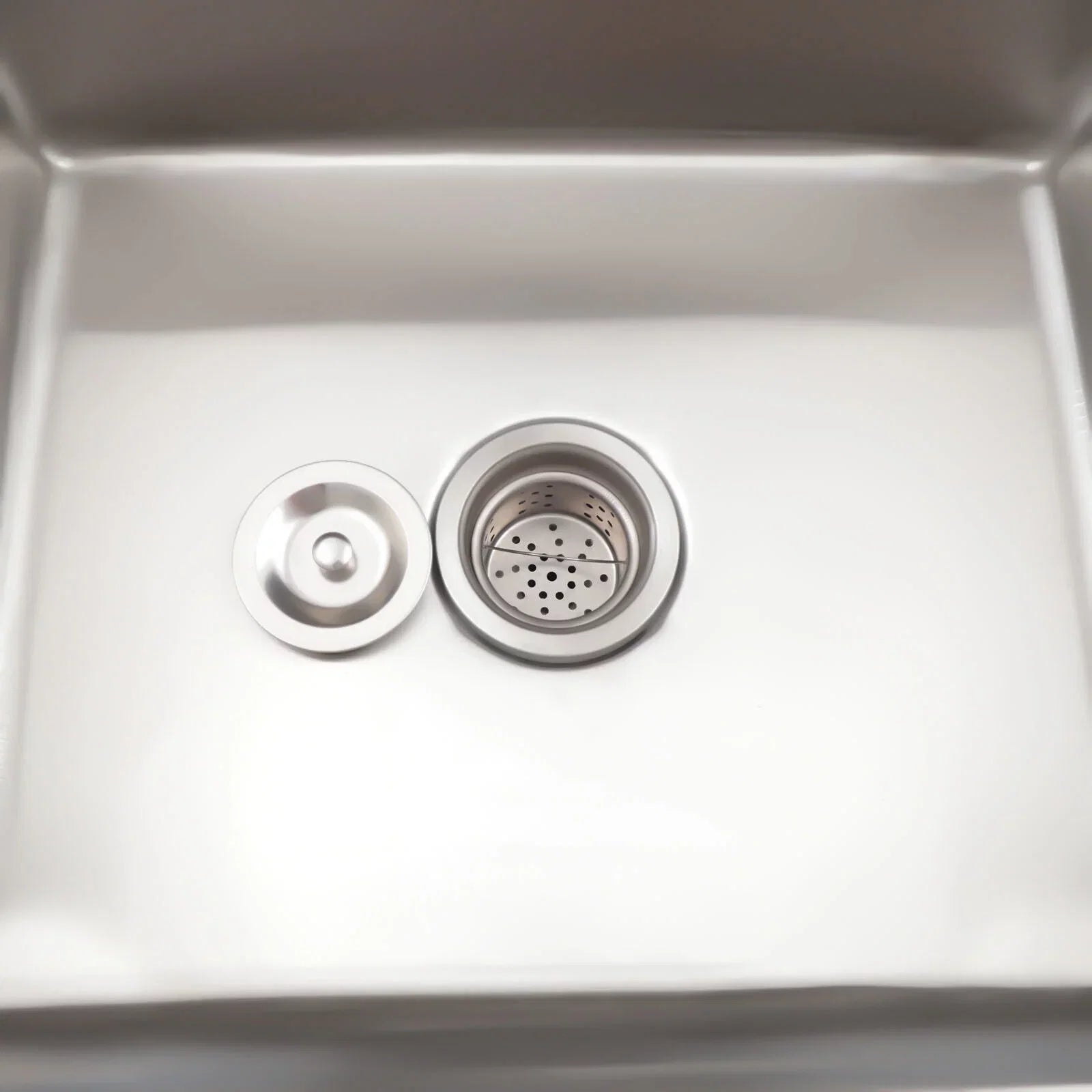 39.3* 23.6* 36.7in Stainless Steel Kitchen Utility Sink Drainboard Sink for Commercial and Home Use