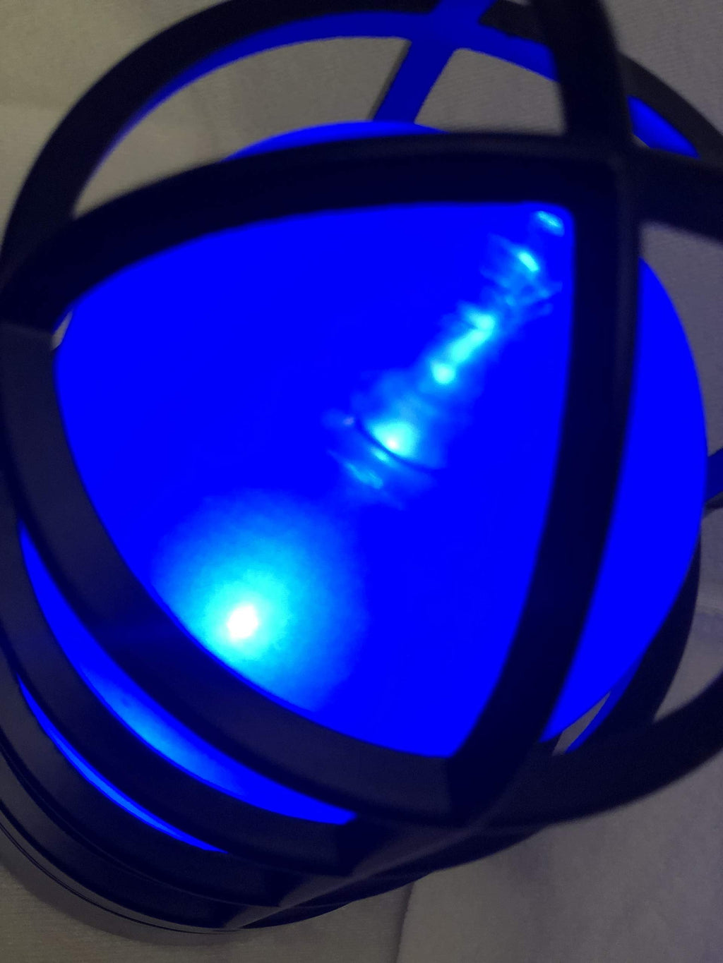 Hockey Goal Light All Sport Football Baseball Turns red When Your Team Scores. Linked to and Compatible with All Arena scoreboards, Works with Any Mobile Device on WiFi Network