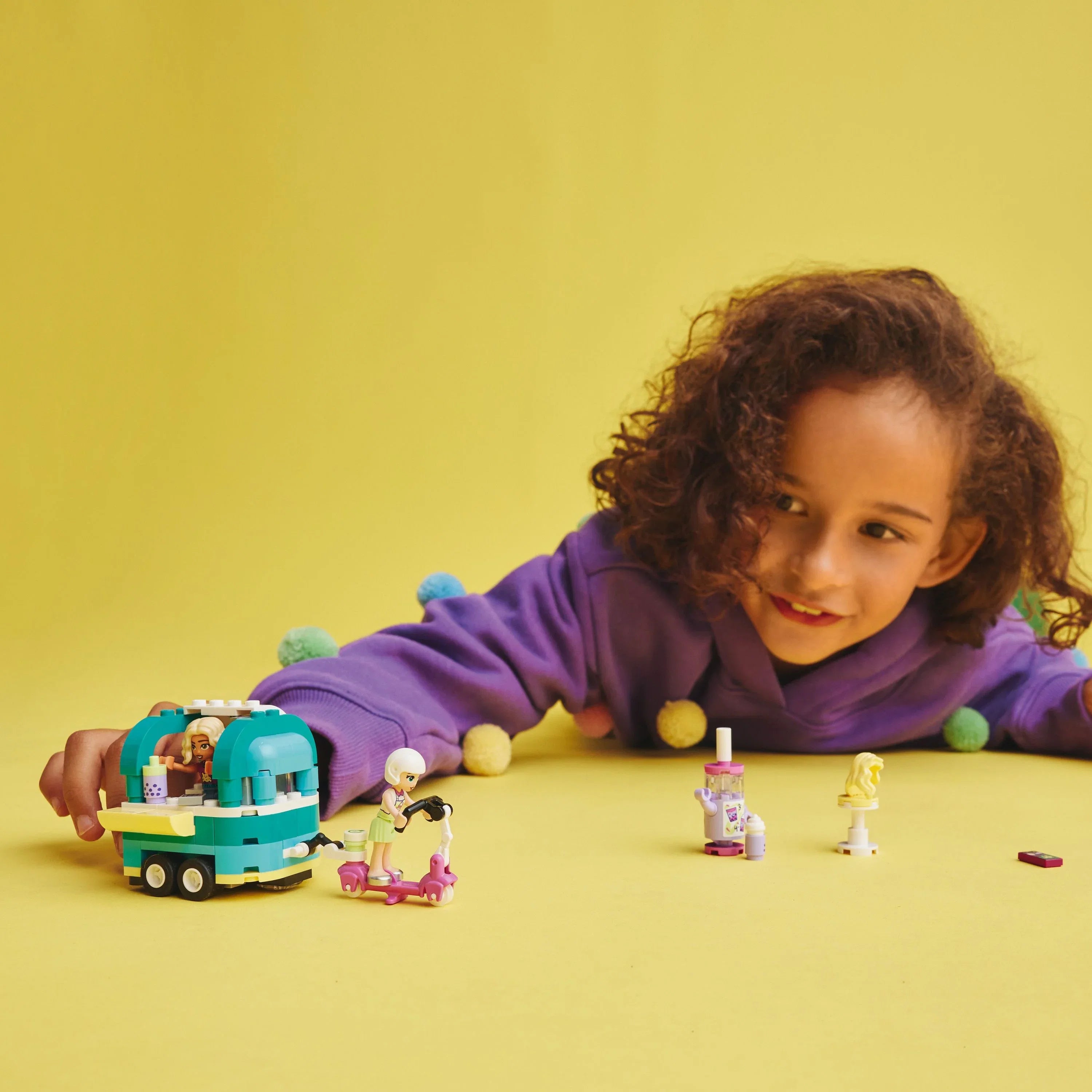 LEGO Edge Mobile Bubble Tea Shop 41733, Fun Vehicle Edge Play Set with Mini-Dolls and Toy Scooter for Girls and Boys Ages 6 Plus