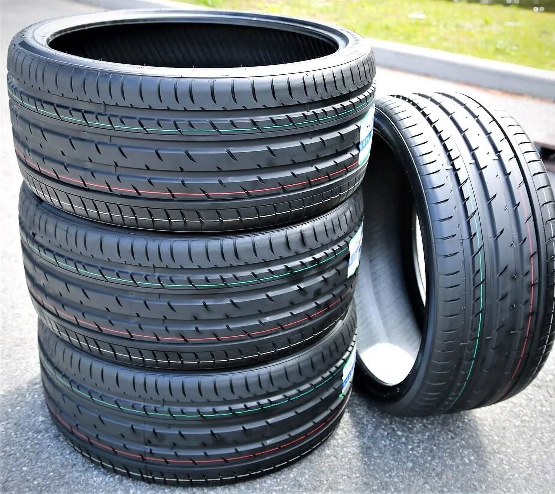 Set of 4 (FOUR) Haida HD927 265/40R21 ZR 105W XL High Performance Tires Fits: 2020-23 Ford Edge ST-Line, 2019 Ford Edge ST