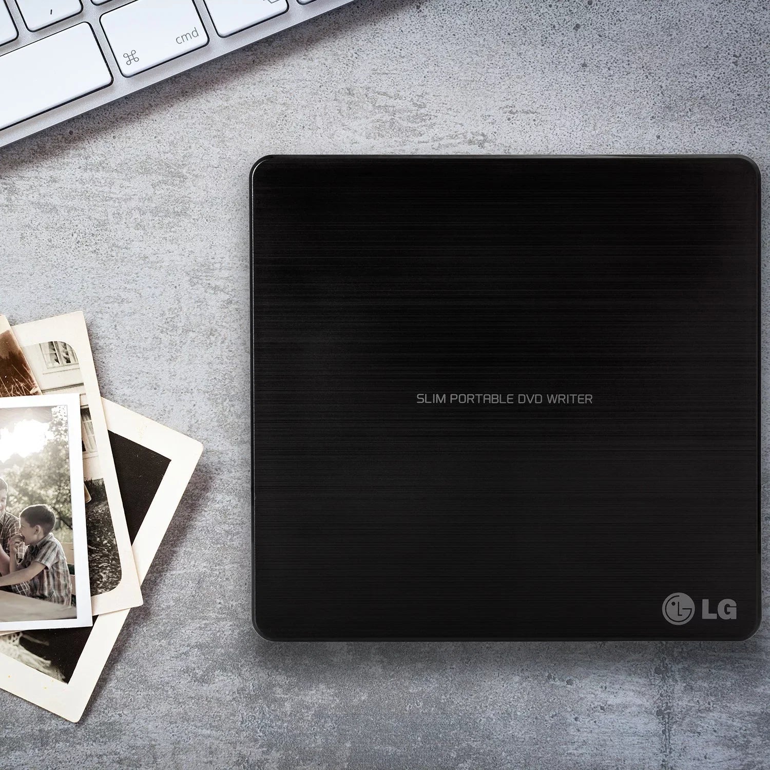 LG Electronics GP65NB60 8X USB 2.0 Ultra Slim Portable DVD±RW External Drive w- M-DISC, Retail Ebony