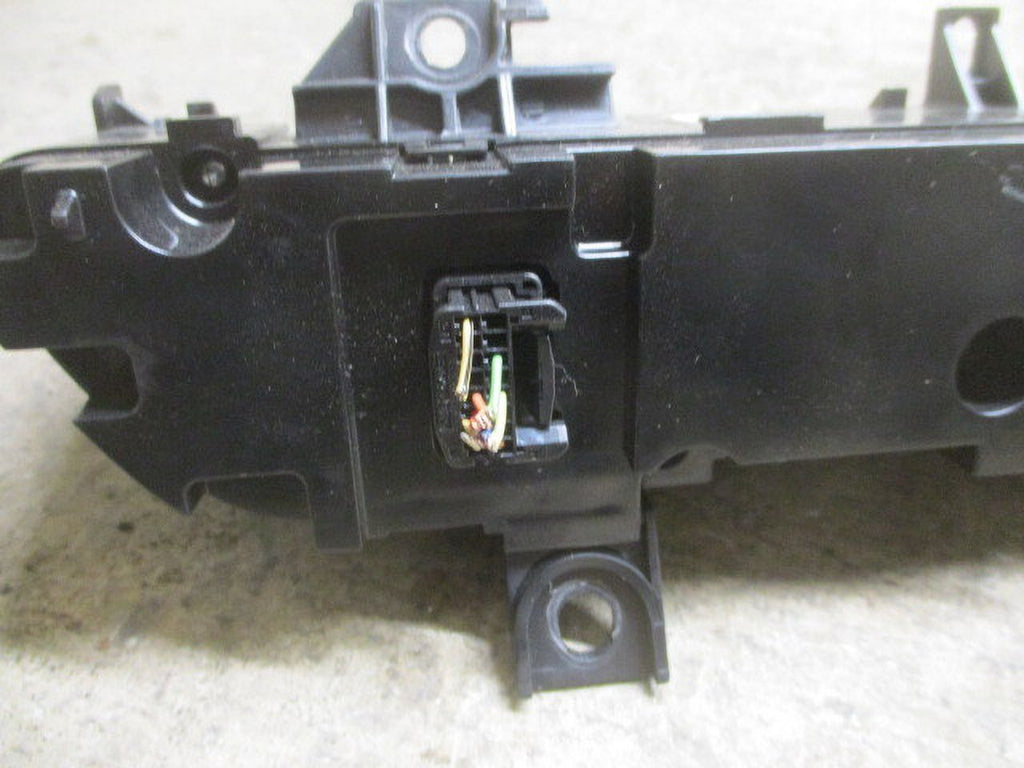 Pre-Owned Toyota C-HR Automatic Climate AC Heater Temperature Control OEM LKQ (Good)
