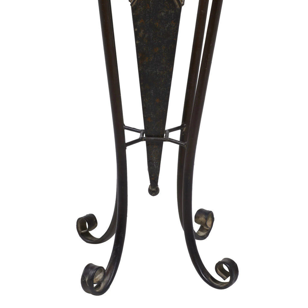 DecMode 30", 28"H Indoor Outdoor Brown Metal Planter with Scroll Stand (2 Count)