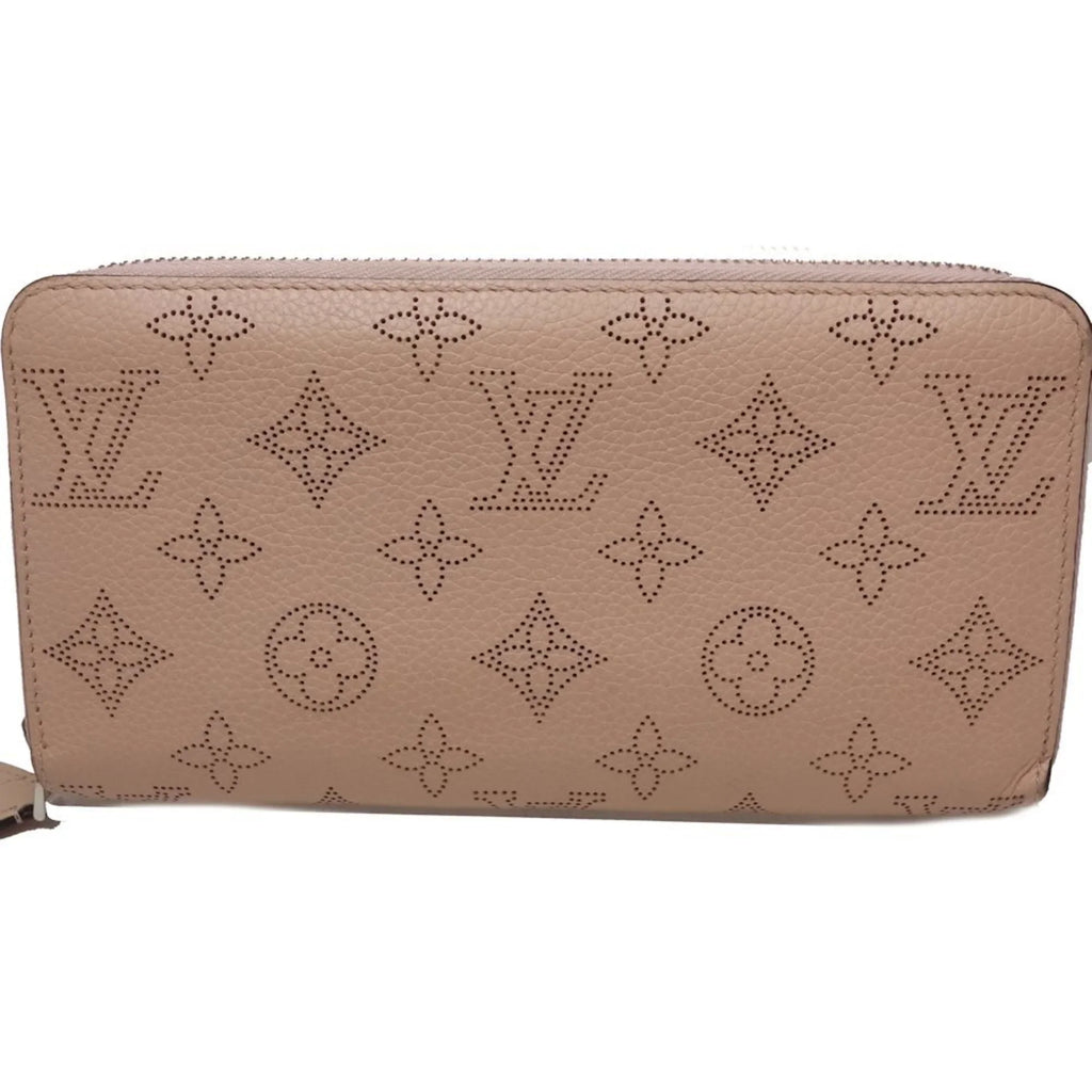 Pre-Owned LOUIS VUITTON Zippy Wallet M61868 Long Monogram Mahina Magnolia (Pink) 083014 (Good)