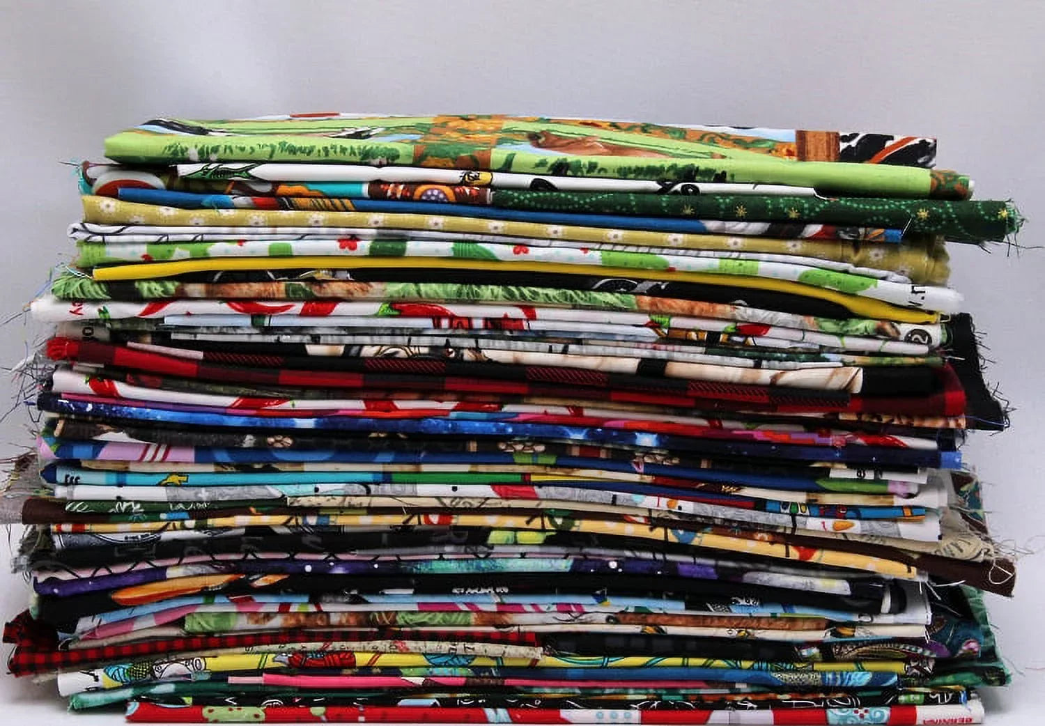 Quilter’s Cotton Fabric Scraps - Sold by The 3 lbs - Scrap Bag Bolt Final Point Pieces Remnants Assorted Quality Cotton Novelty Fabrics for Sewing Scrappy Quilting Stash, Scrap Quilts